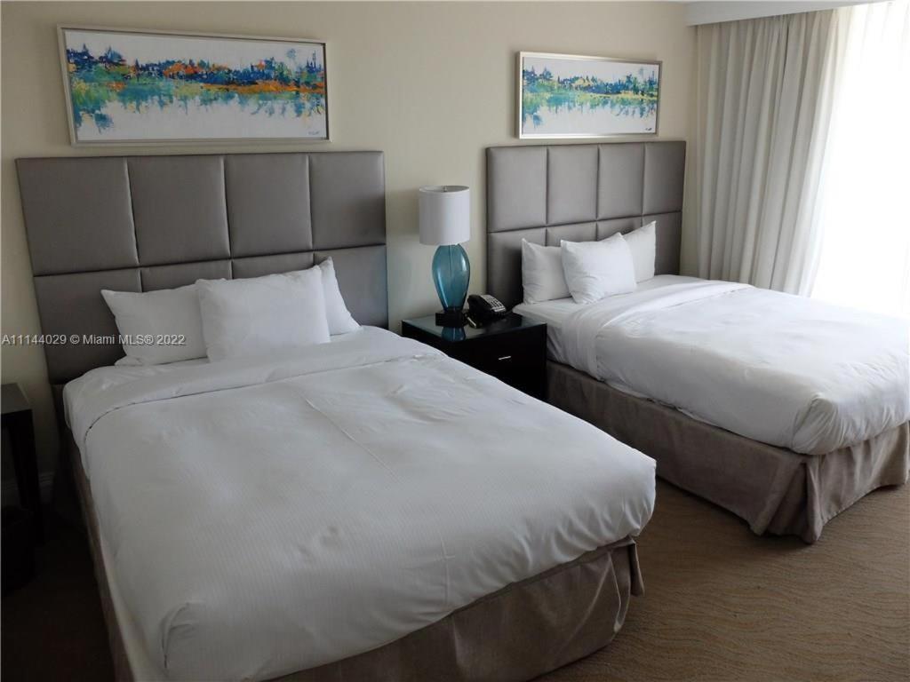 Gallery One - A Doubletree Suites By Hilton Hotel Fort Lauderdale Exterior photo