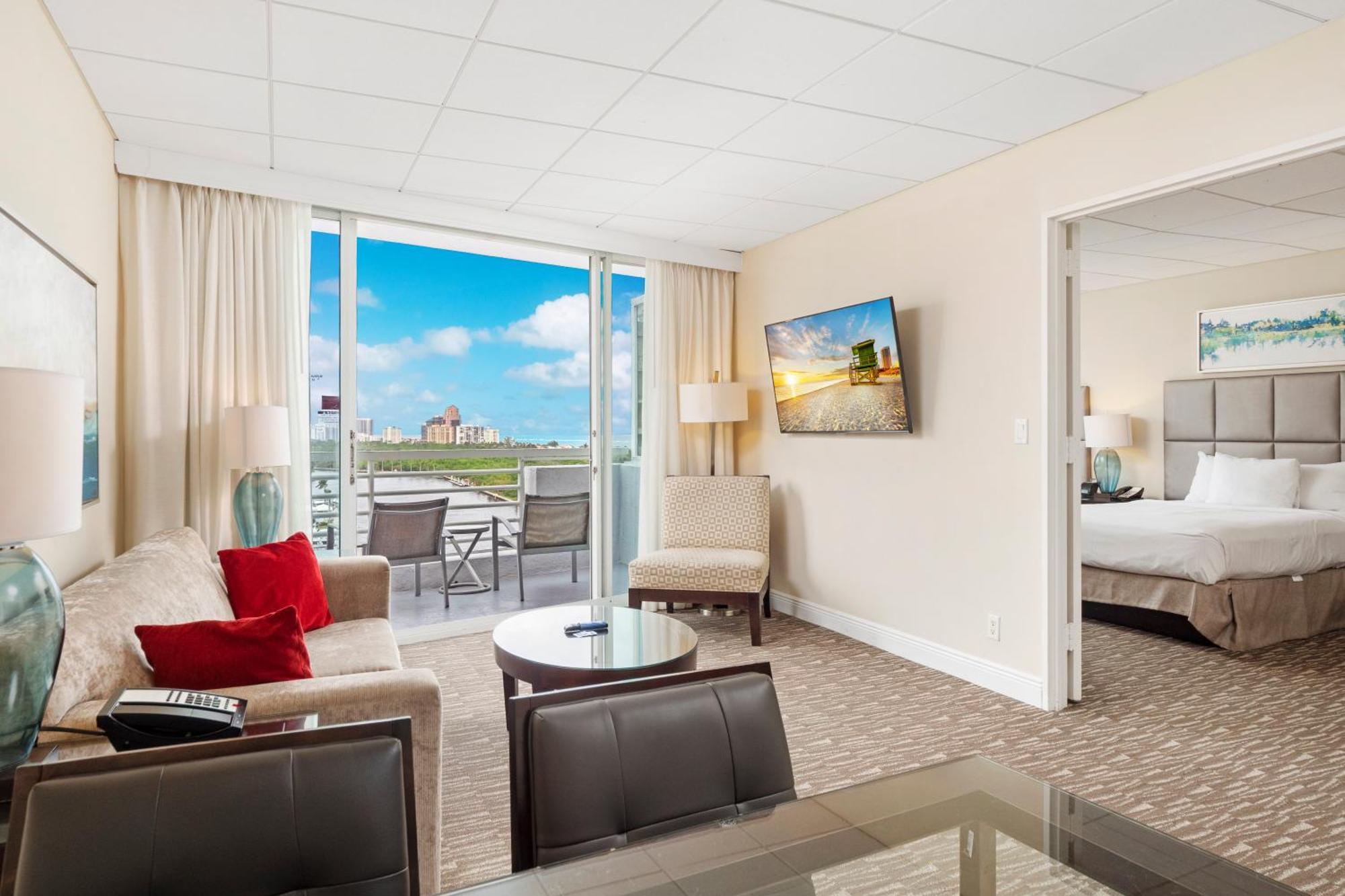 Gallery One - A Doubletree Suites By Hilton Hotel Fort Lauderdale Exterior photo