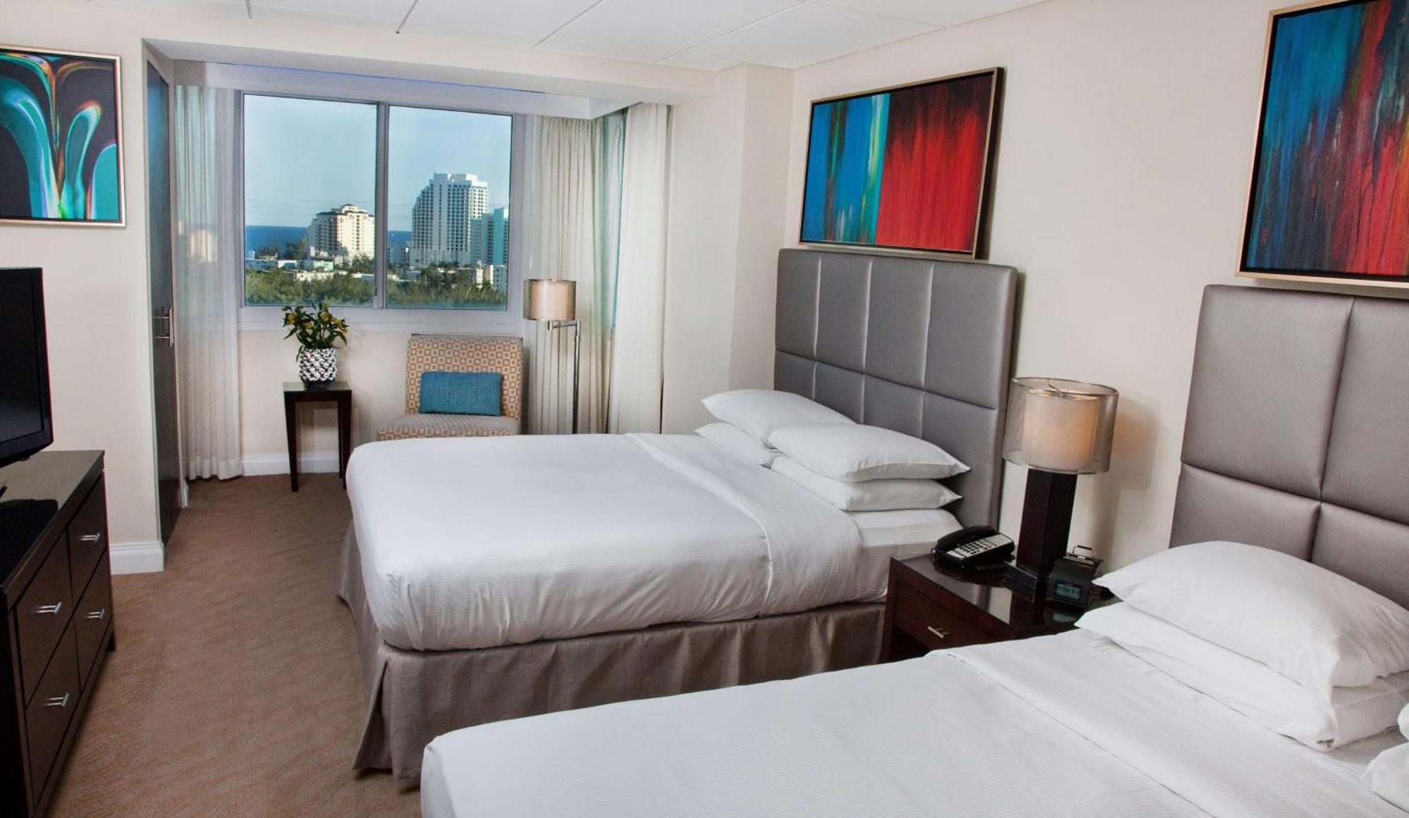Gallery One - A Doubletree Suites By Hilton Hotel Fort Lauderdale Exterior photo